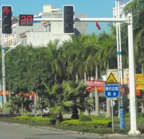 交通八角錐單懸臂信號燈杆